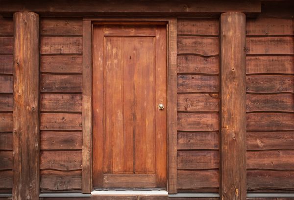 Cost of Log Cabin Siding Installation in Cheyenne